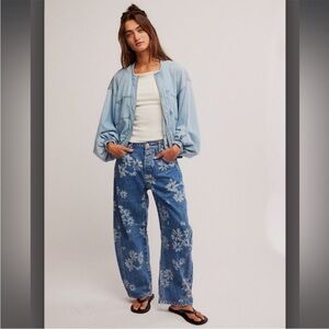 Free People Blue Floral Lucky Wide Leg barrel Jeans